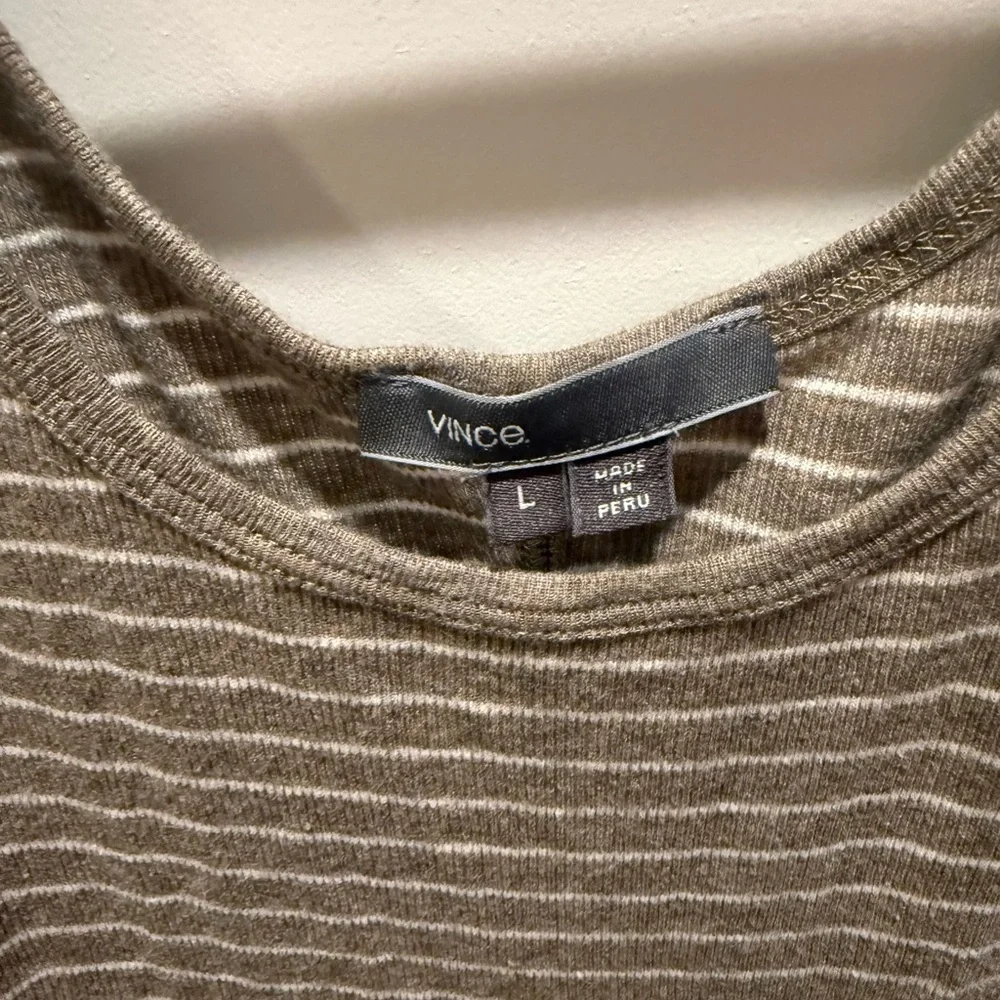 Vince Striped Tank Top Size Large Brown White Sleeveless Scoop Neck Knit